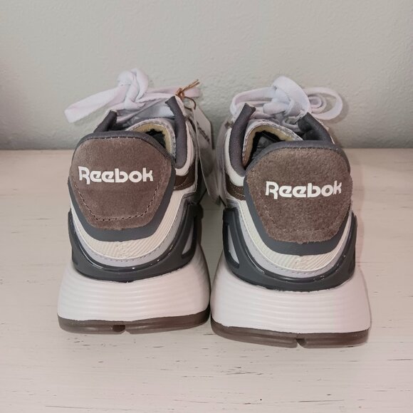 NWT ~ REEBOK CL LEGACY AZ Men's Size 6.5 White Light Grey and Brown 👟❤️ - Picture 3 of 7